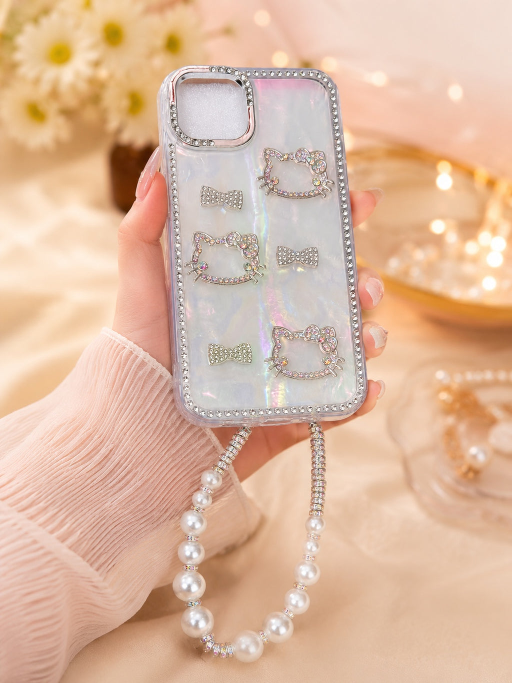 iPhone 15 CellKraft Kitty Pearl charm Cover